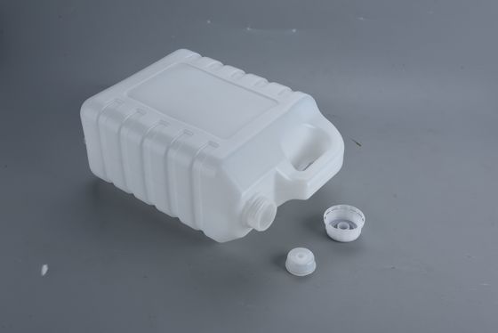 6L de plástico personalizado Jerry puede ordenar o procesar opciones disponibles