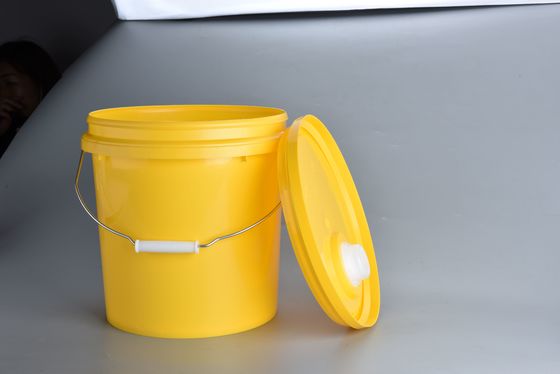 Barril abierto de plástico de 10L es ligero y puede contener químicos o pintura
